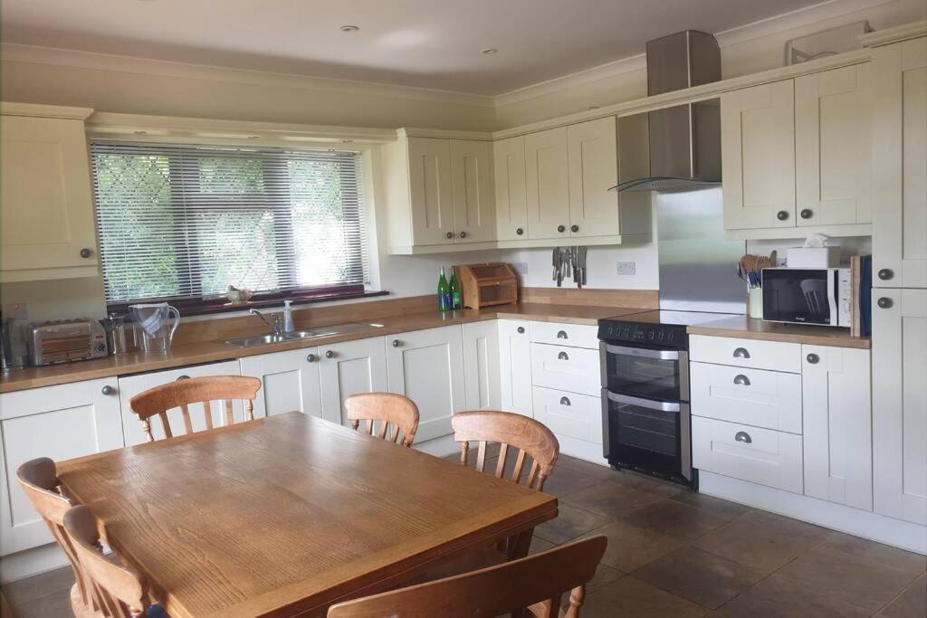 Ashwood Holiday Cottage. Άσφορντ Εξωτερικό φωτογραφία