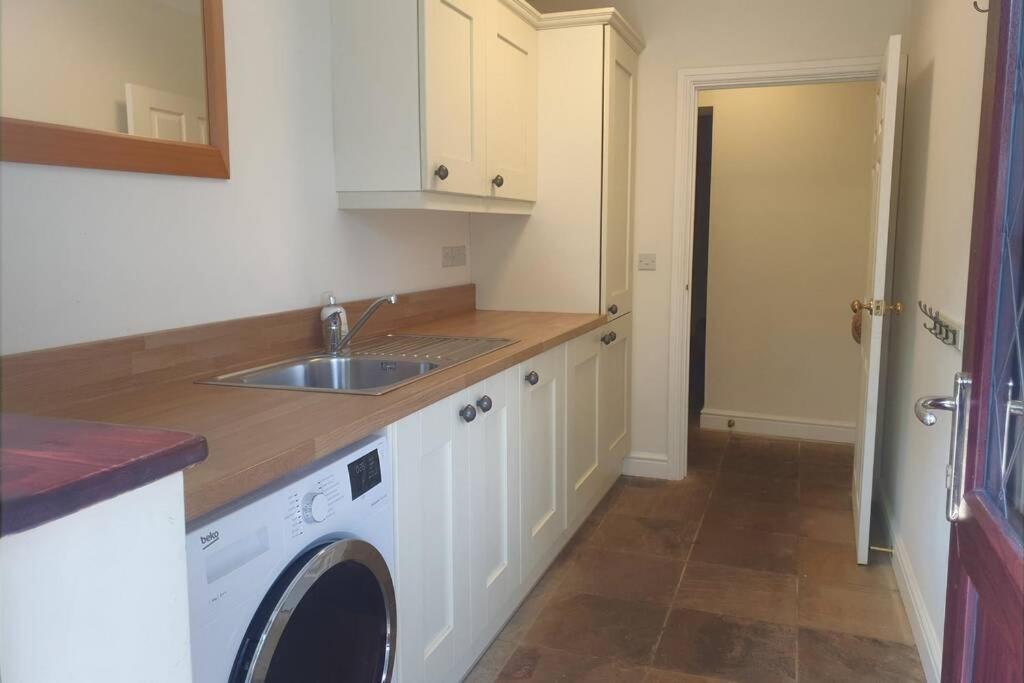 Ashwood Holiday Cottage. Άσφορντ Εξωτερικό φωτογραφία