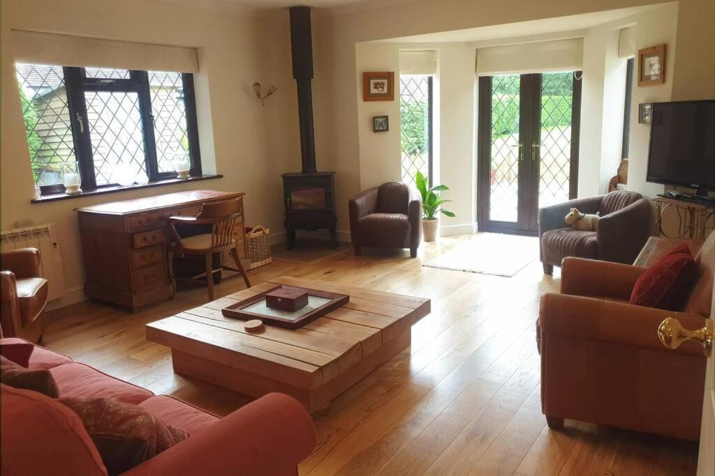 Ashwood Holiday Cottage. Άσφορντ Εξωτερικό φωτογραφία